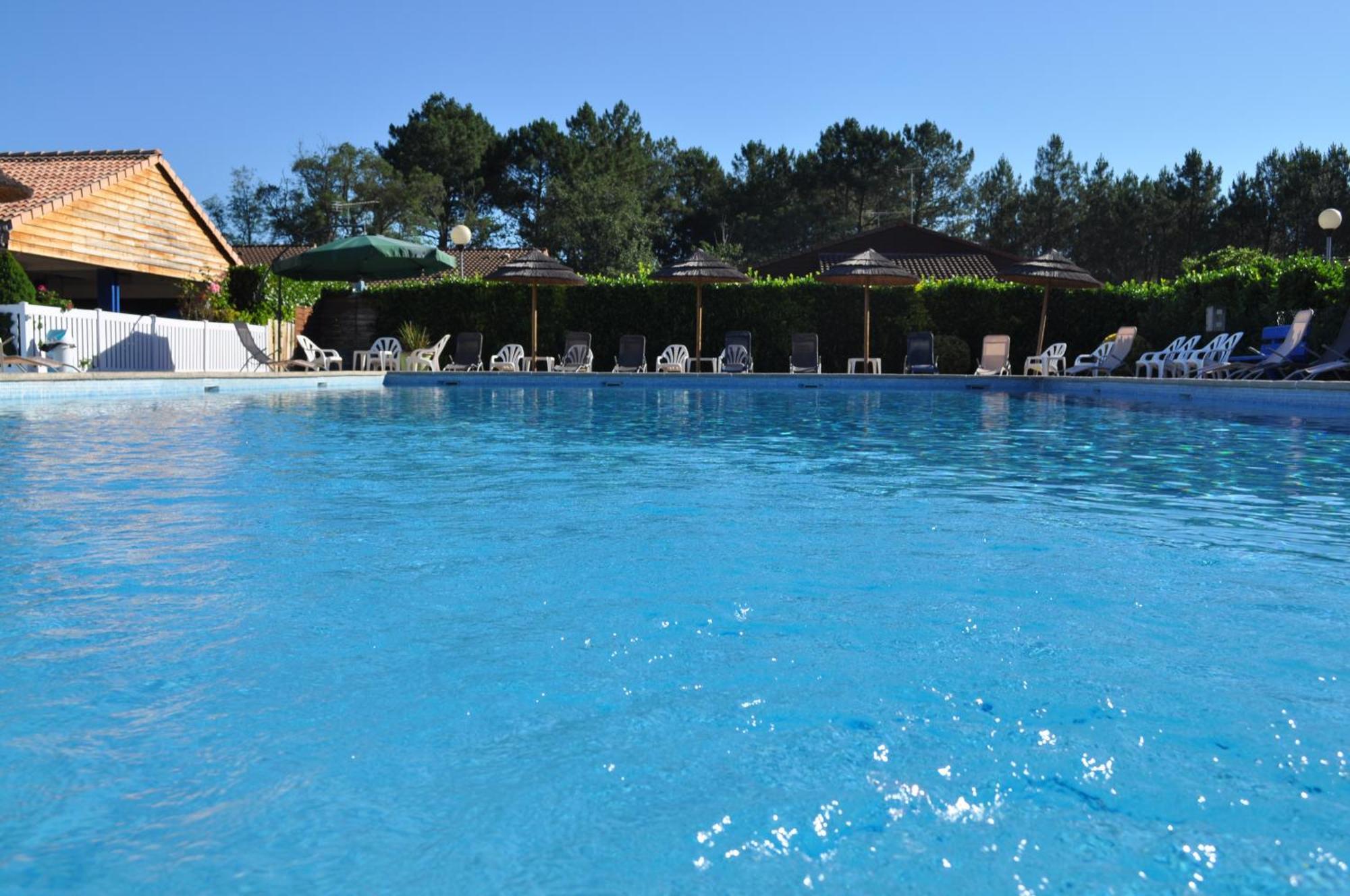 Club Atlantique Hotel Lit et Mixe Bagian luar foto